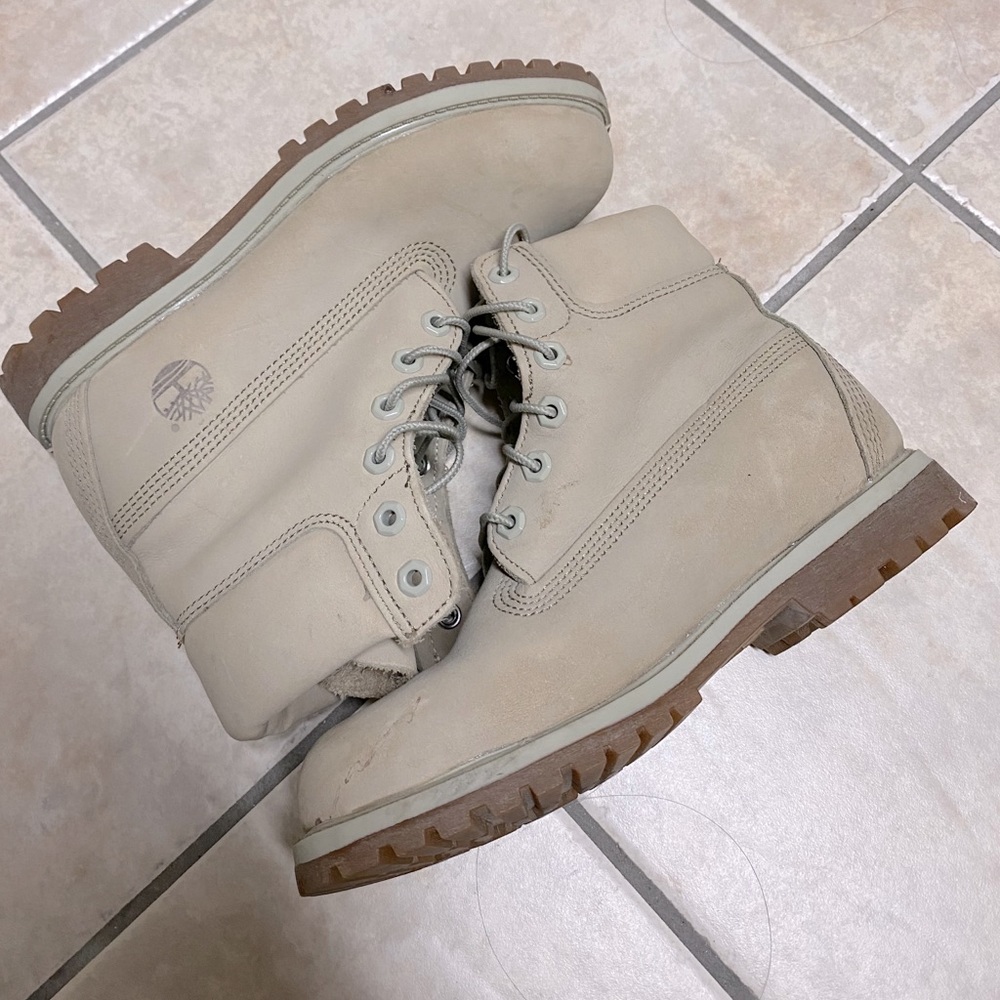 Women’s Beige Timberlands